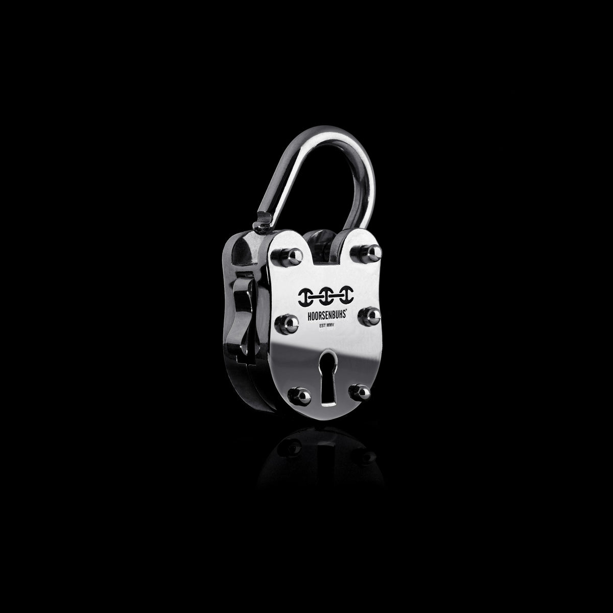 30mm Lock pendant in 18K white gold