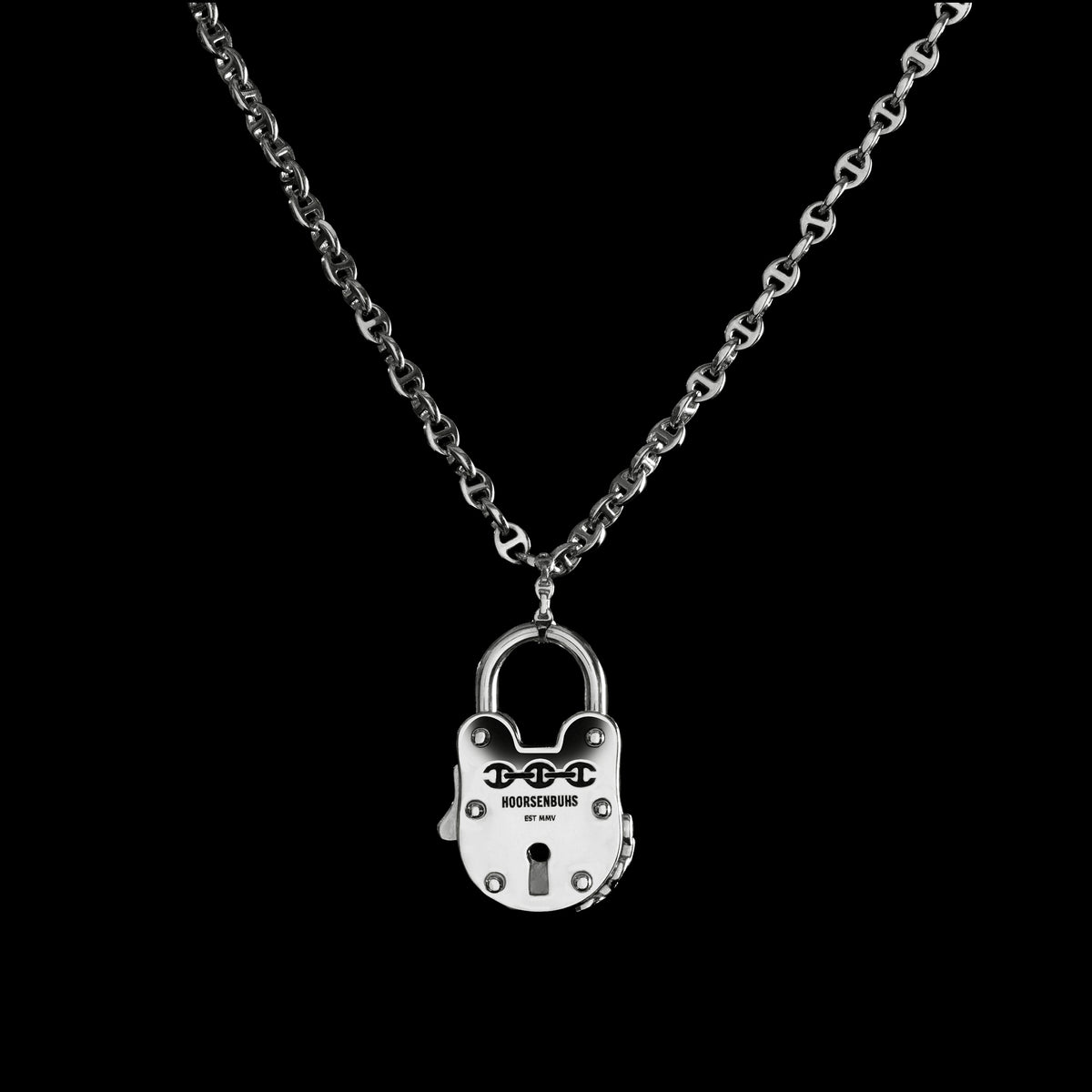 35mm Lock pendant in sterling silver, hanging