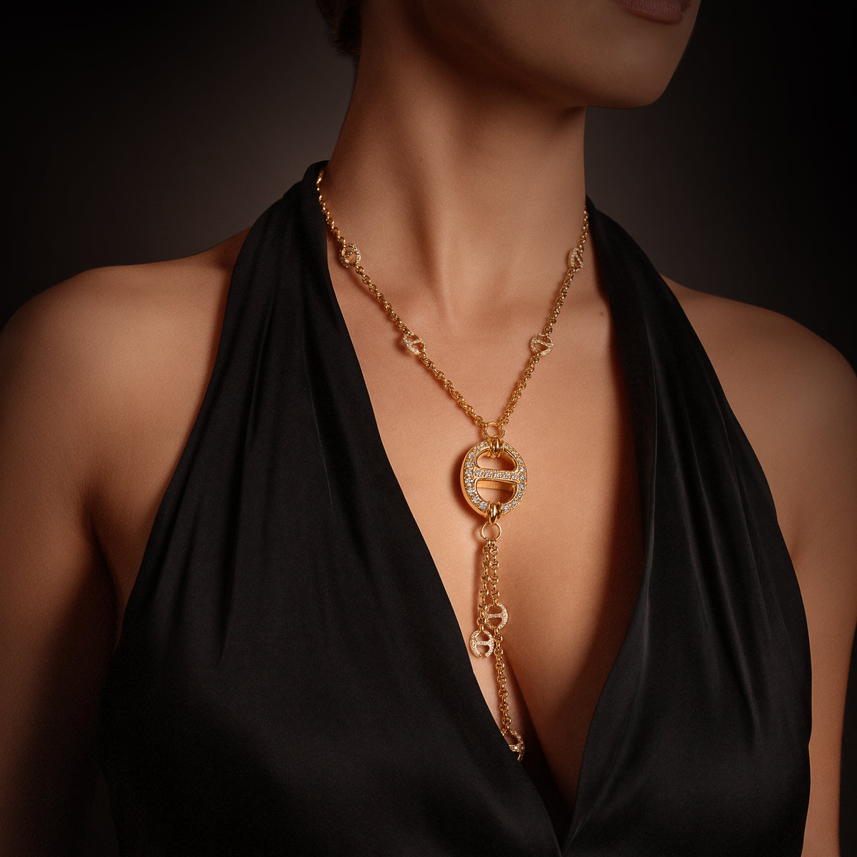Grand-Link Lariat with Diamonds necklace in 18K gold, view 10