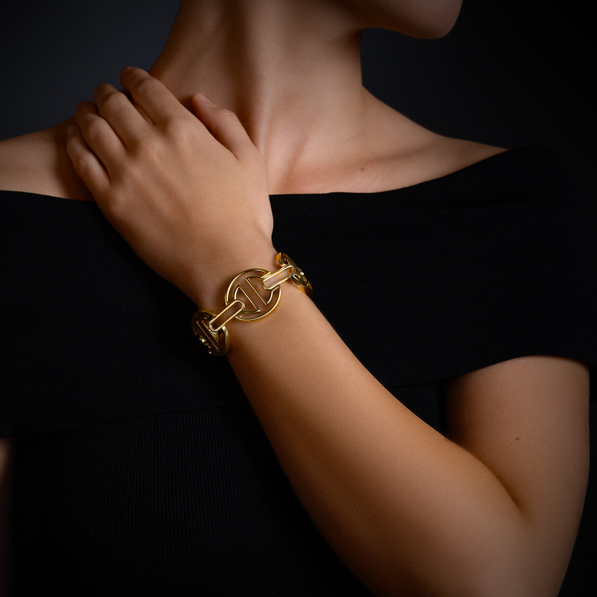 MMV Large Link Bracelet in 18K gold