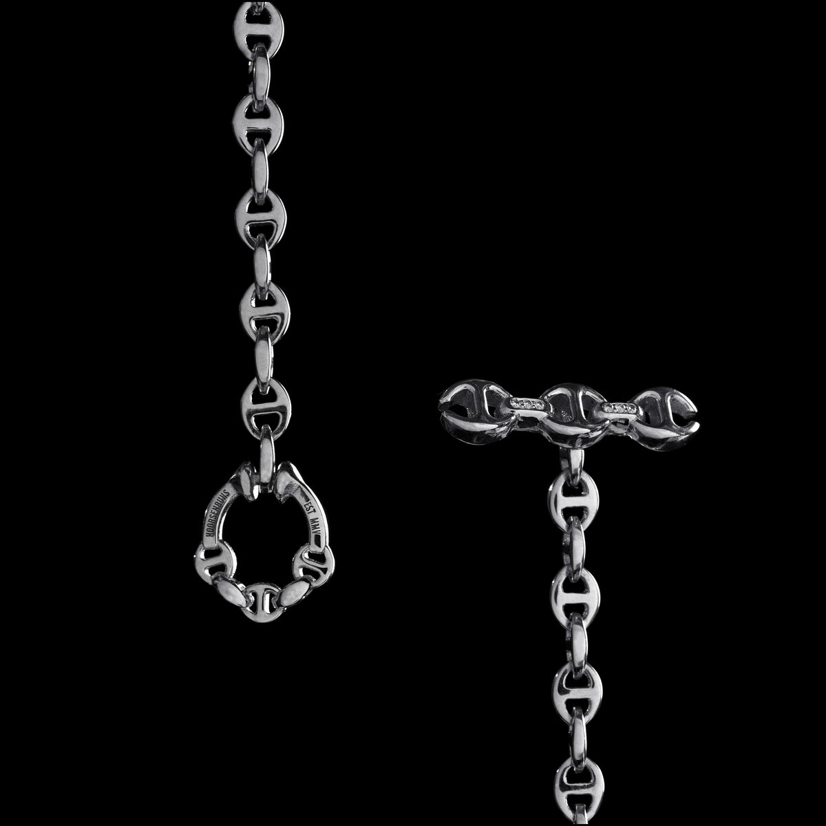 3mm Open-Link™ Monogram Bracelet in 18K gold, toggle closure detail, view 3