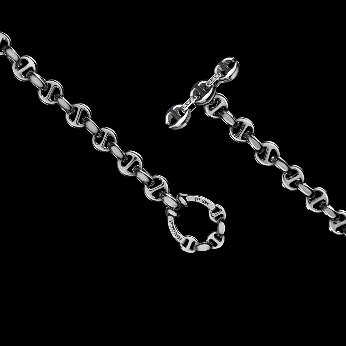 5mm Open-Link™ Bracelet in 18K white gold, toggle closure detail