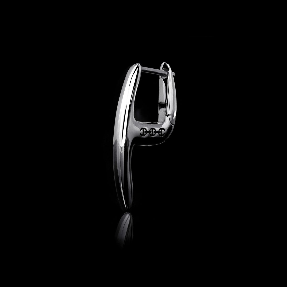 Mini Axe earrings in 18K white gold