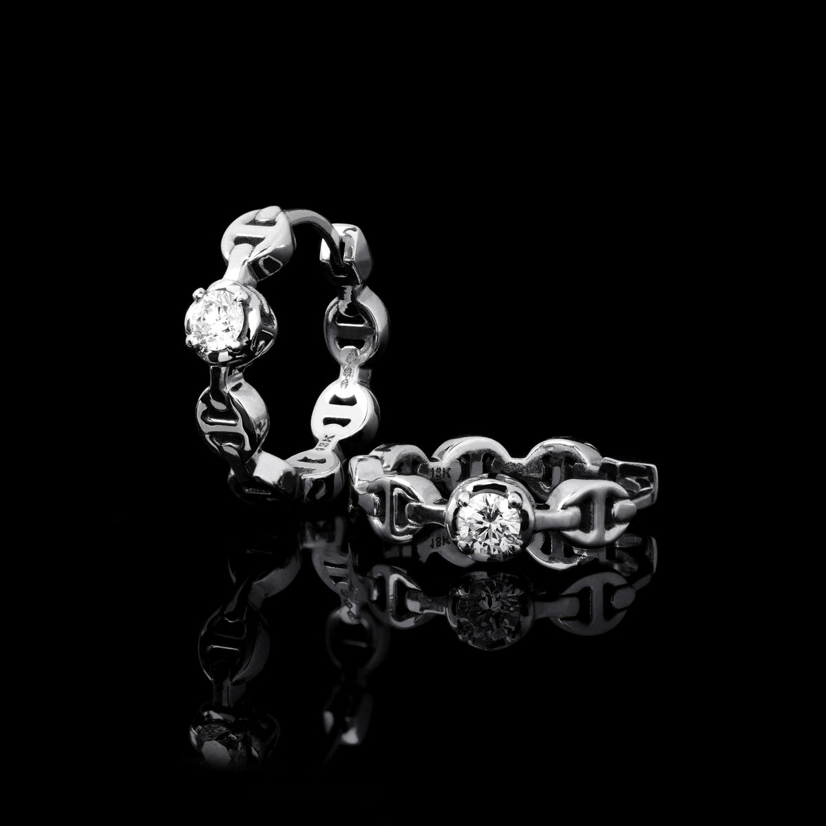 Micro Tri-Link Huggie with Diamonds earrings in 18K white gold, pair
