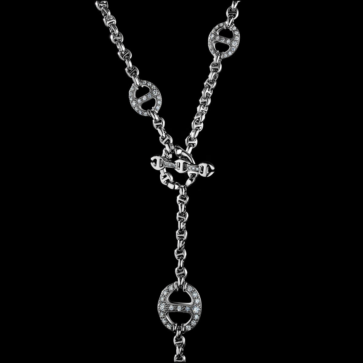 Grand Solo-Link Lariat with Diamonds necklace, toggle closure detail, view 3