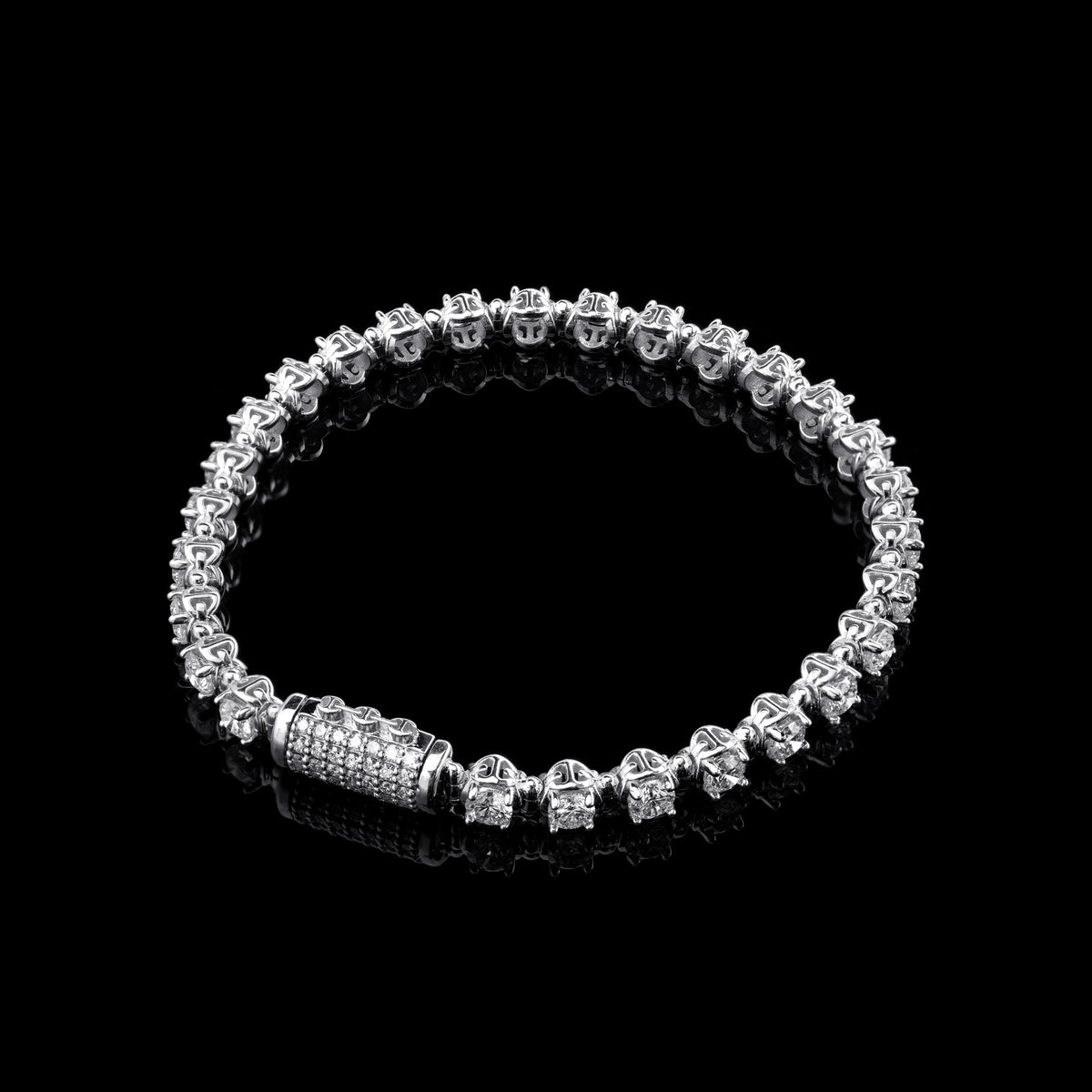 3.5mm Diamond Infinite Bracelet in 18K white gold