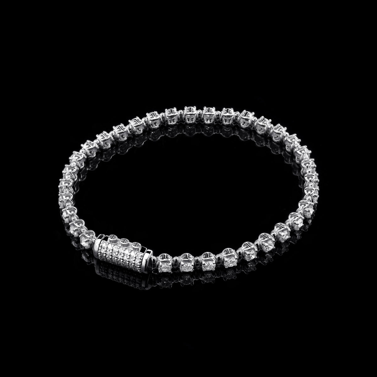 3mm Diamond Infinite Bracelet in 18K white gold