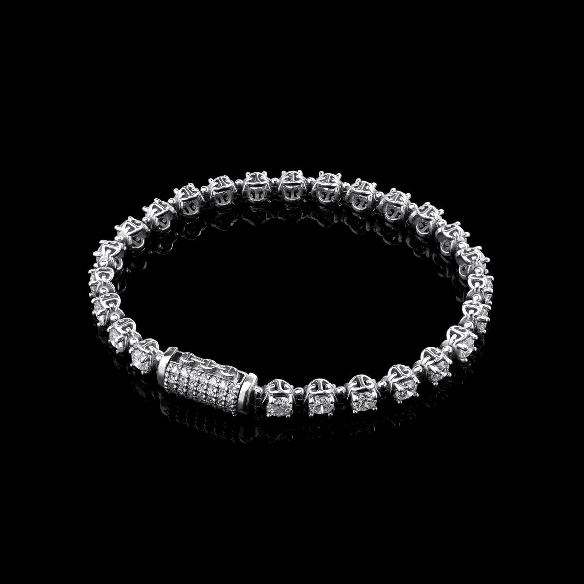 4mm Diamond Infinite Bracelet in 18K white gold