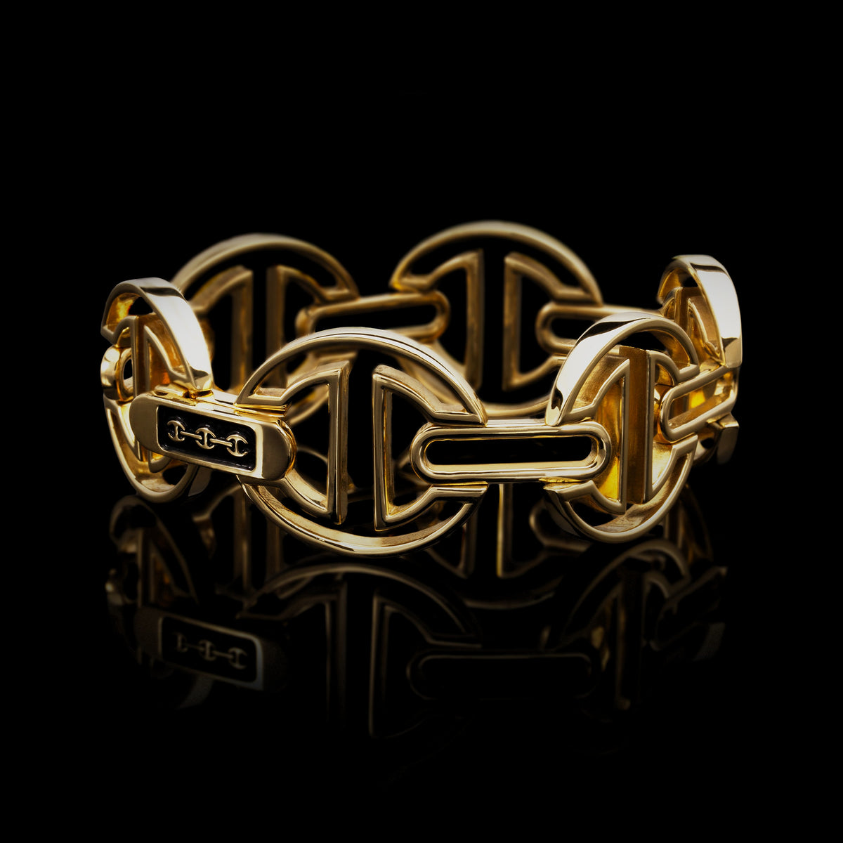 MMV Large Link Bracelet in 18K gold by HOORSENBUHS®