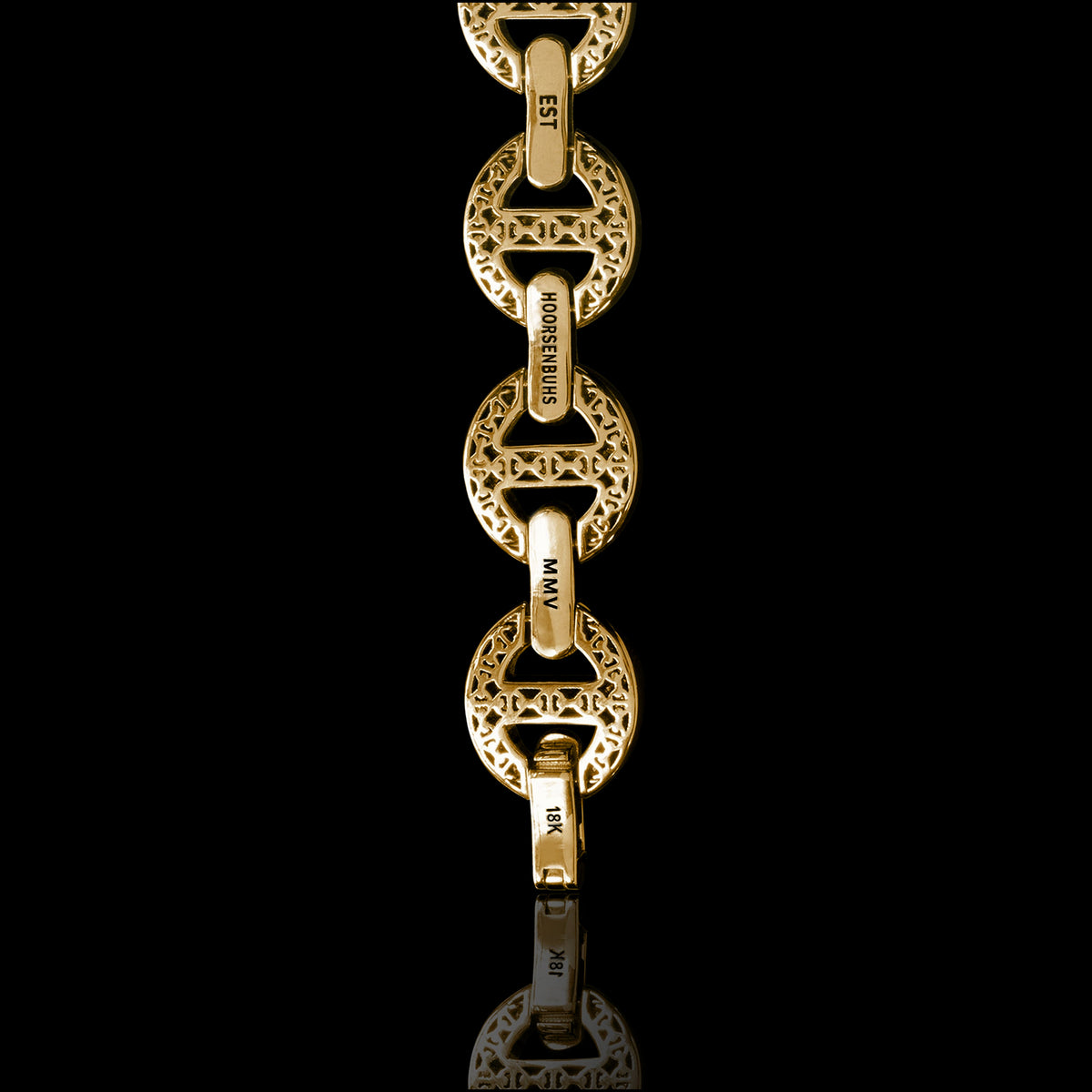 MMV Small Link Bracelet Antiquated in 18K yellow gold, back view