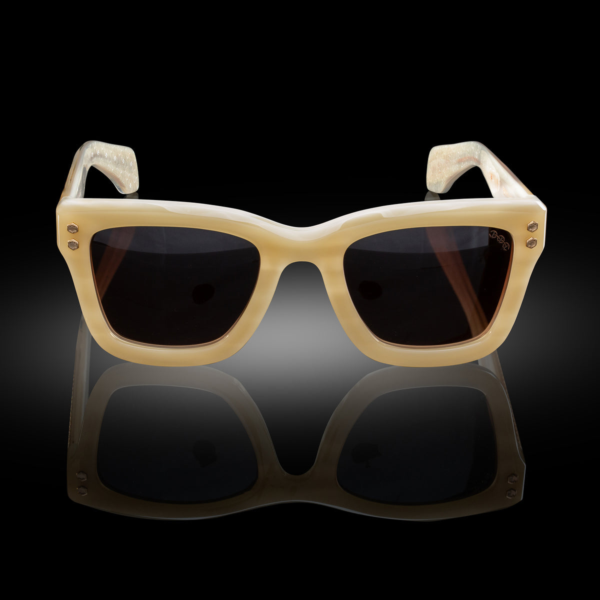 Model I eyewear in Oat, front view
