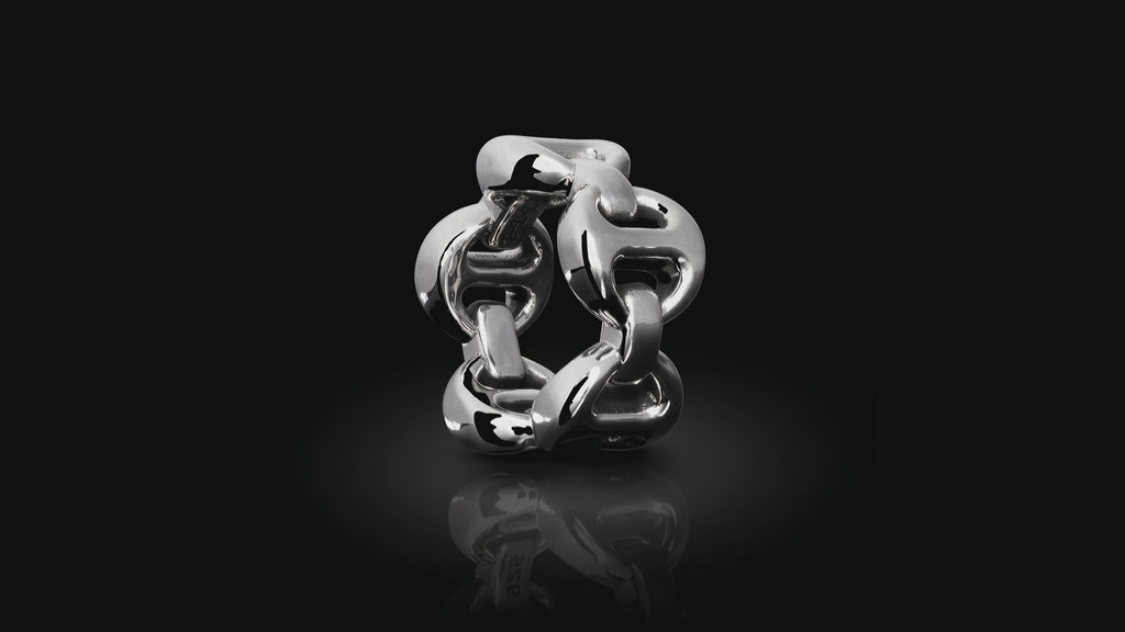 Mega Classic ring by HOORSENBUHS®, in motion