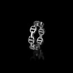 Dame Tri-Link ring in sterling silver, upright view