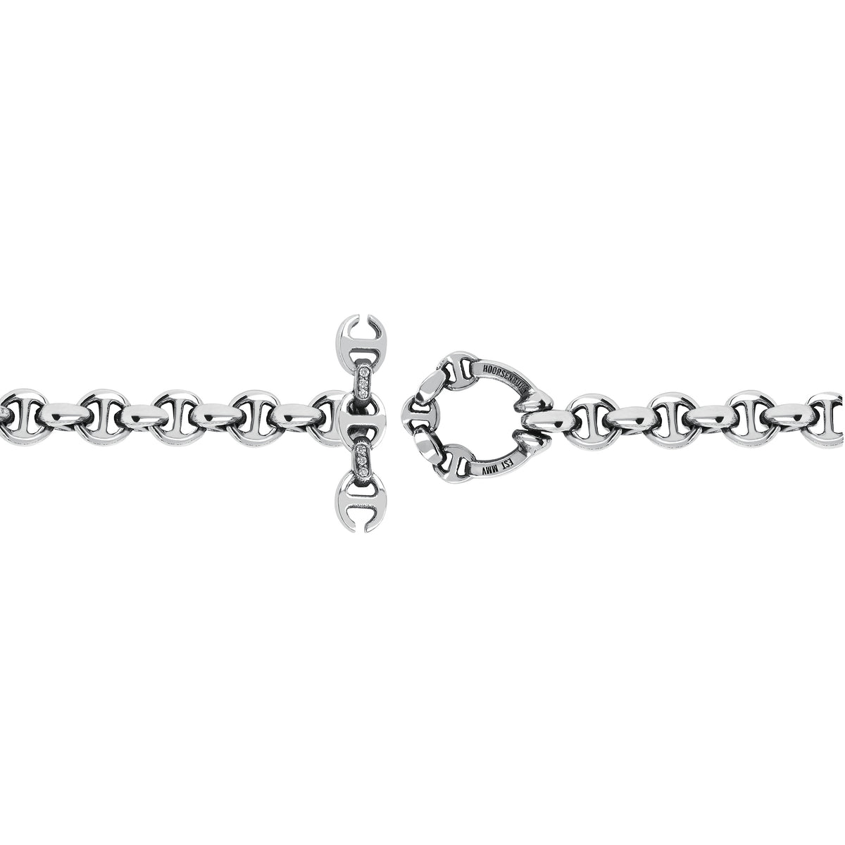 5mm Open-Link™ Wallet Chain with Diamond Pendant, toggle closure detail