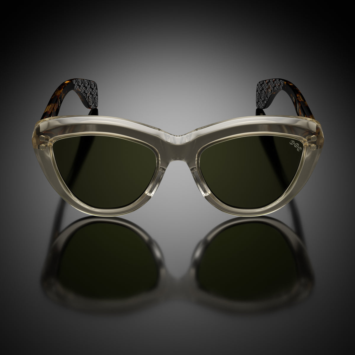 Model VII eyewear in Wheat Crystal, front view